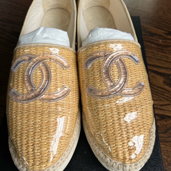 Worn twice Chanel leather and PVC espadrilles - Picture 5 of 7